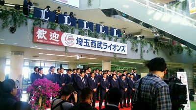 s-2016-0207-1.jpg