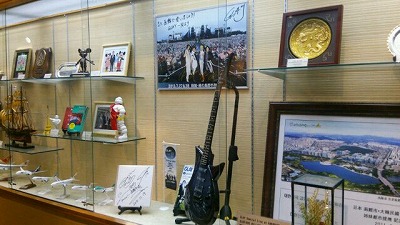 s-2016-0323-12.jpg